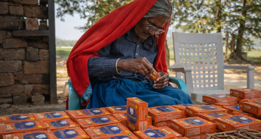 Organic farms avoid toxic inputs, improve soil health, grow clean, sustainable food that supports nature.