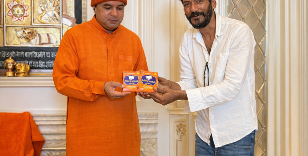 Organic farms avoid toxic inputs, improve soil health, grow clean, sustainable food that supports nature.